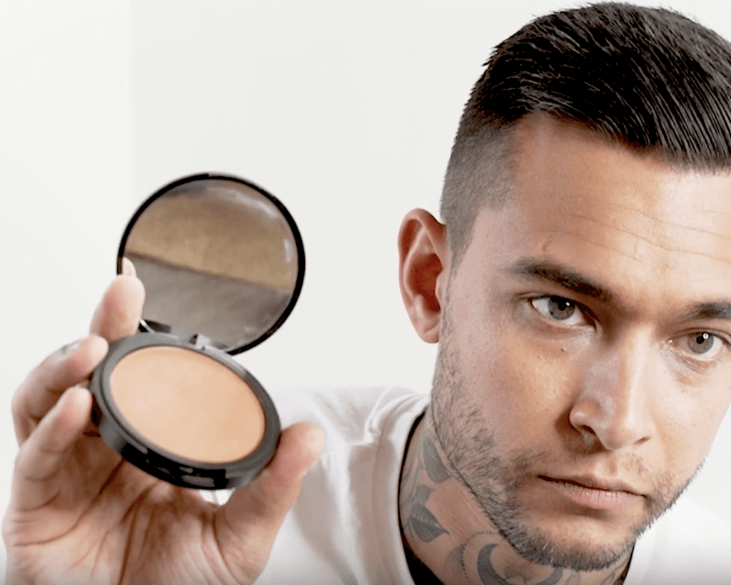 How Can Men Wear Bronzer